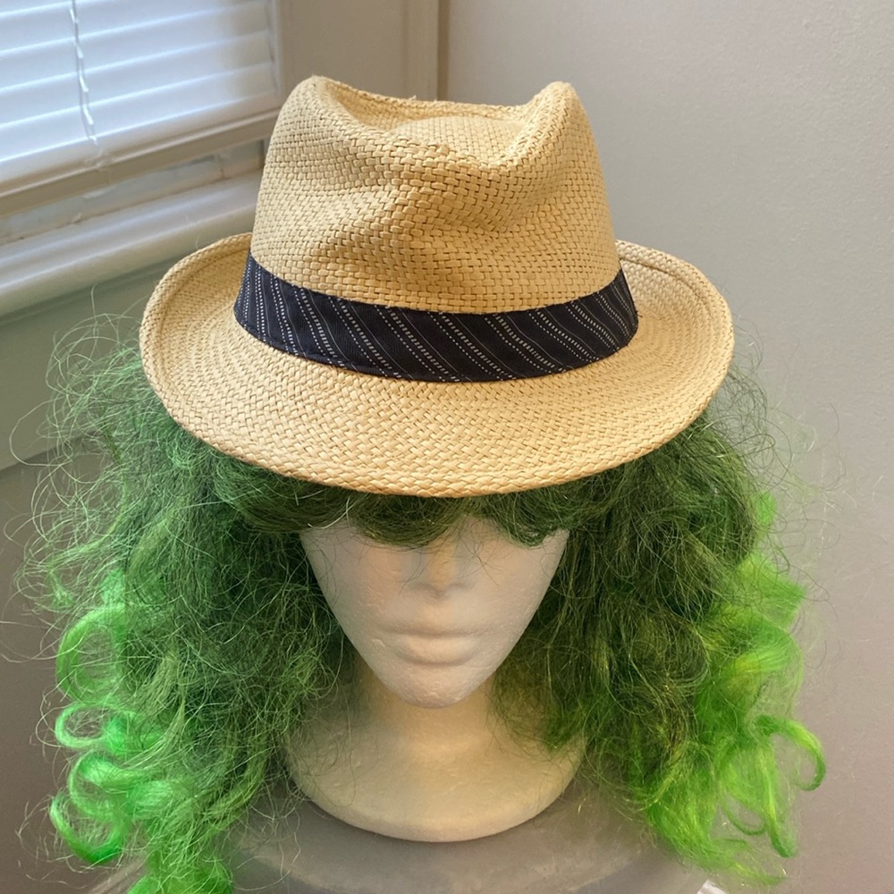 Cream color DPC Dorfman Hat brand Paper Fedora style Hat Size 22” in good condit